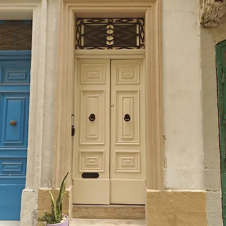 Ta' Gamillu Apartament *