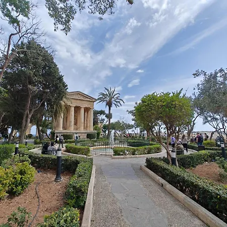 Ta' Gamillu Apartment Valletta